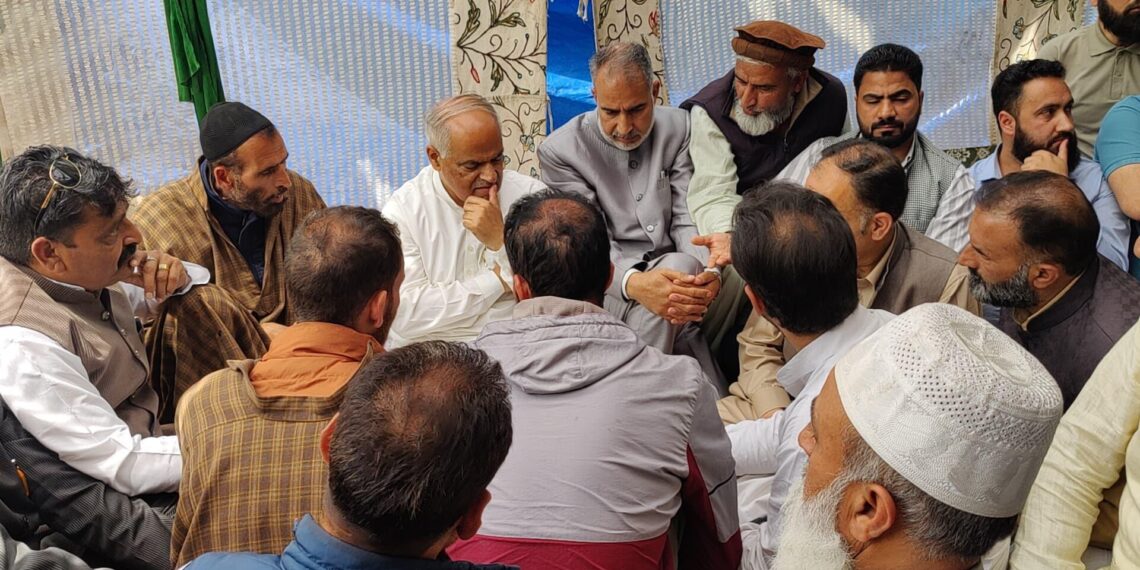 BJP Leaders Visit Family of Pahalgam Terror Attack Victim Syed Adil Hussain Shah to Offer Condolences