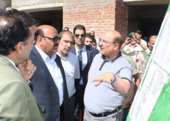 Dy CM inspects progress on 250 bedded IPD, Lab block in SKIMS Srinagar