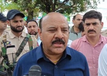 “Hope This Will Be the Last War”: Deputy CM Surinder Choudhary During Visit to Border Camps