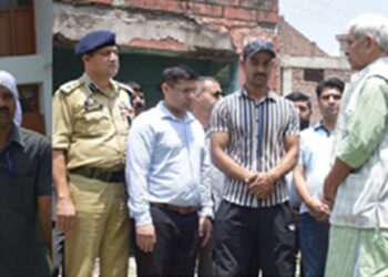 LG visits Rajouri, meets the families affected due to unprovoked heavy firing by Pakistan