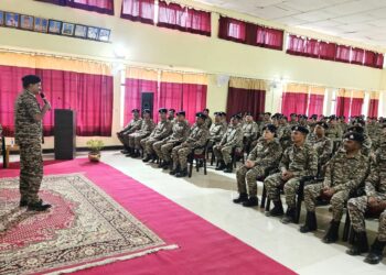 DG CRPF visits Srinagar, takes stock of security and ops preparedness