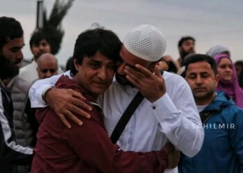 “Labbaik Allahumma Labbaik” Echoes in Bemina as 178 Pilgrims Begin Hajj Journey