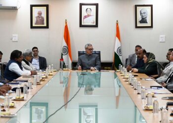 CM Omar Abdullah urges early implementation of budget proposals