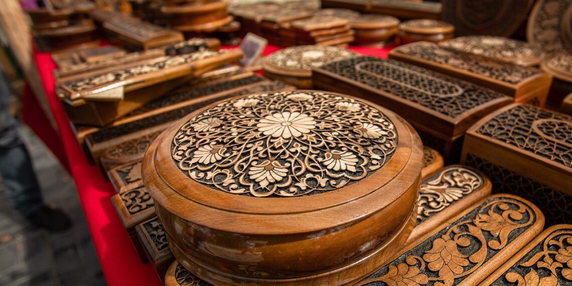 WALNUT WOOD ARTEFACTS
