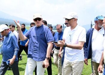 Govt committed to develop Gulmarg as world-class golf destination: CM Omar