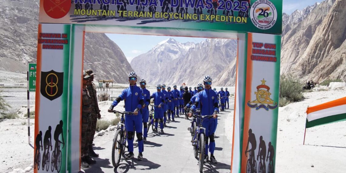 INDIAN ARMY FLAGS OFF ‘FOREVER IN OPERATIONS MOUNTAIN TERRAIN BICYCLE EXPDN