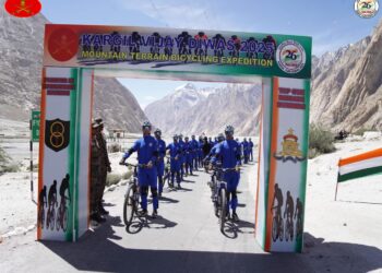 INDIAN ARMY FLAGS OFF ‘FOREVER IN OPERATIONS MOUNTAIN TERRAIN BICYCLE EXPDN