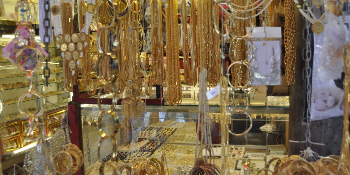 Kashmir Markets Come Alive Ahead of Eid After Pahalgam Attack Lull