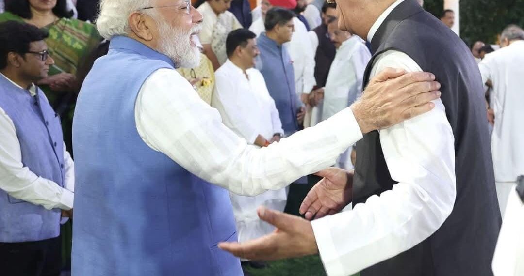 Azad Meets PM Modi, Shares Feedback from Foreign Delegation on India’s Global Anti-Terror Stand