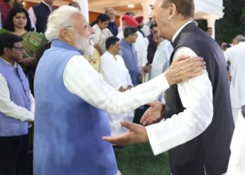 Azad Meets PM Modi, Shares Feedback from Foreign Delegation on India’s Global Anti-Terror Stand