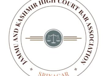 Newly Formed J&K Bar Body Meets LG Sinha, Seeks Better Facilities and Welfare for Lawyers