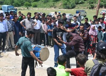 Shopian Launches ‘Janbagidari Abhiyan’ to Ensure Full Saturation of Benefits in Tribal Villages