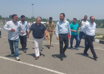 Transport Commissioner reviews working of ARTO offices Kulgam, Ramban; assesses Amarnath yatra preparedness