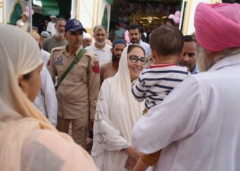 Andrabi participates in Annual Urs of Peer Baba Budhan Ali Shah at Jammu