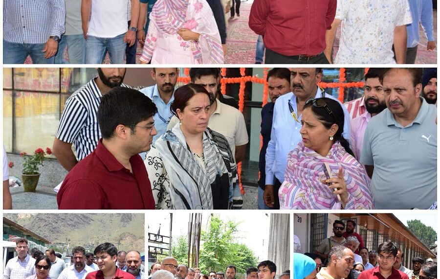 Top Housing Official Reviews Muharram, Amarnath Yatra Readiness Across Srinagar