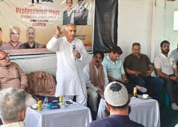 Ashok Koul Showcases Modi Govt’s 11-Year Record at Professional Meets in Budgam, Srinagar