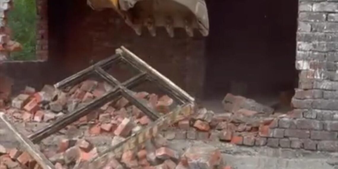 Illegal Constructions Demolished in Movra, Pahalgam: PDA Warns Against Violations