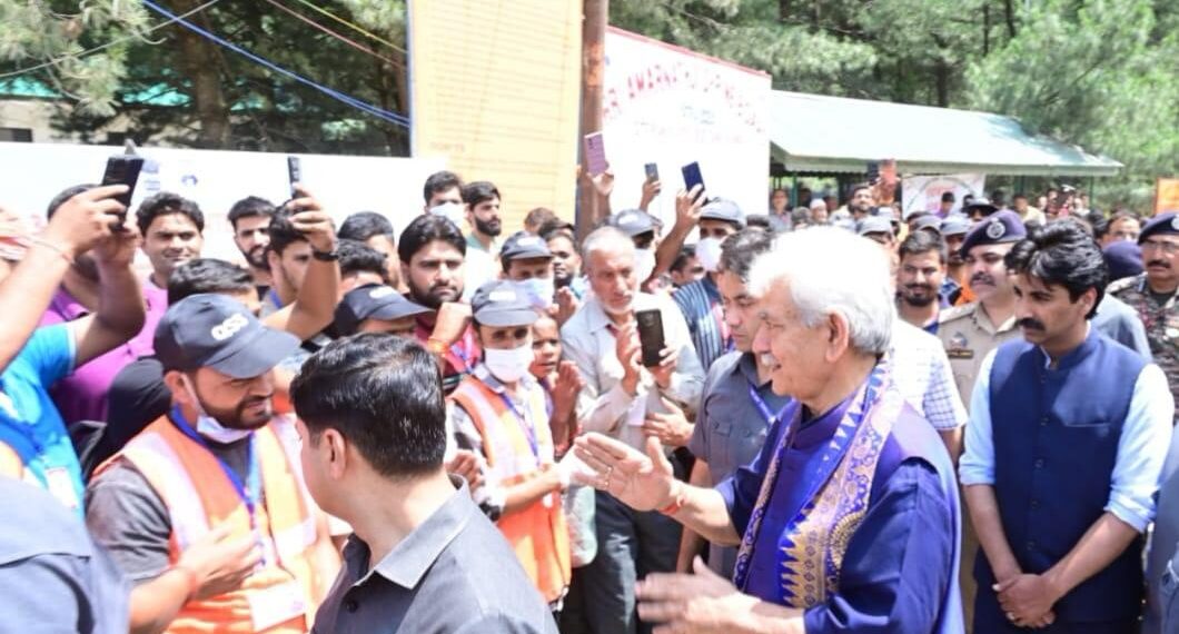 “Shri Amarnath Ji Yatra-2025”: Lieutenant Governor visits Nunwan base camp at Pahalgam