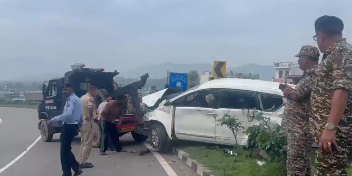 Eight Amarnath Pilgrims Injured in Udhampur Road Accident