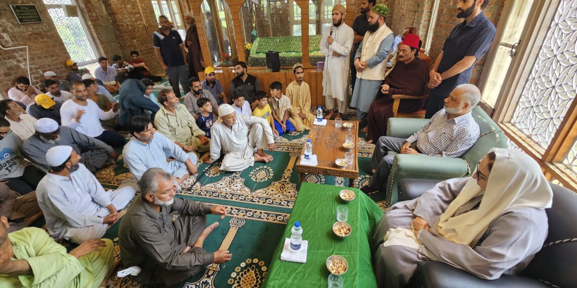 Dr Darakhshan reviews upgradation projects of the Barah Sadaat Shrine at Tailbal Kashmir