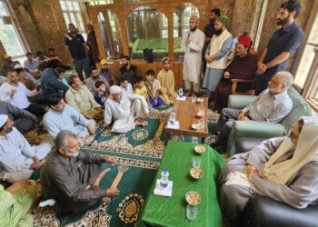Dr Darakhshan reviews upgradation projects of the Barah Sadaat Shrine at Tailbal Kashmir