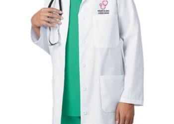 J&K Govt Makes Aprons, Name Plates Mandatory for Doctors & Paramedics