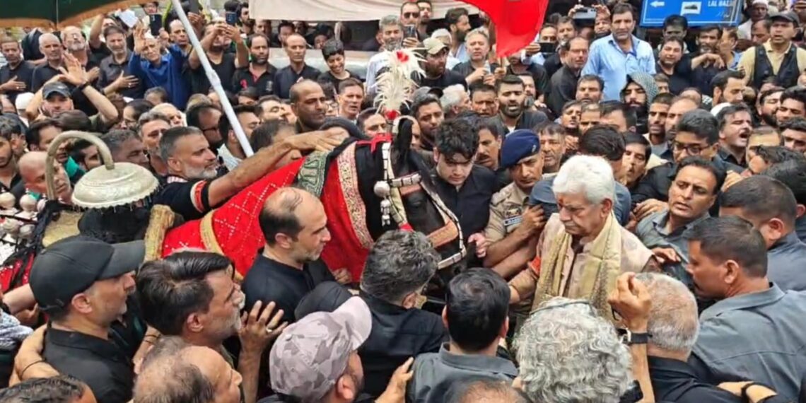 Youm-e-Ashura: LG Sinha Attends Zuljanah Procession in Sgr, Distributes Water to Mourners