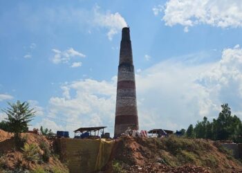 Order by NGT Ignored: Illegal Brick Kilns in Budgam Continue Operations Amid Administrative Apathy