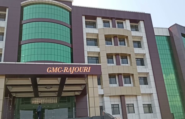 GMC Rajouri Suspends Classwork; Postpones Exams Till 27 Aug