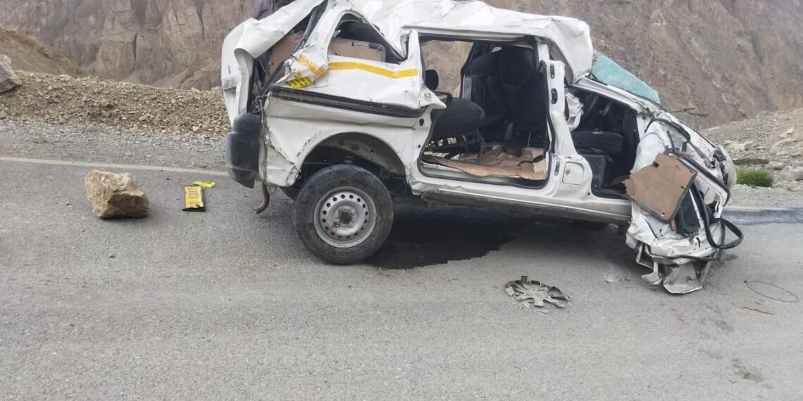 Indian Army Assists in Evacuation of Casualties from Sarchu