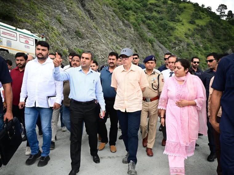 Alternate Route Being Made Available as Highway Restoration Will Take Time: CM Omar Abdullah