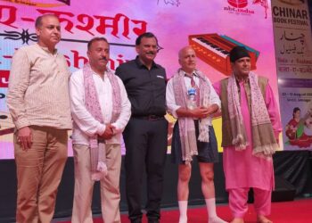 “Education for All” Stage Play Closes Chinar Book Festival with Powerful Message