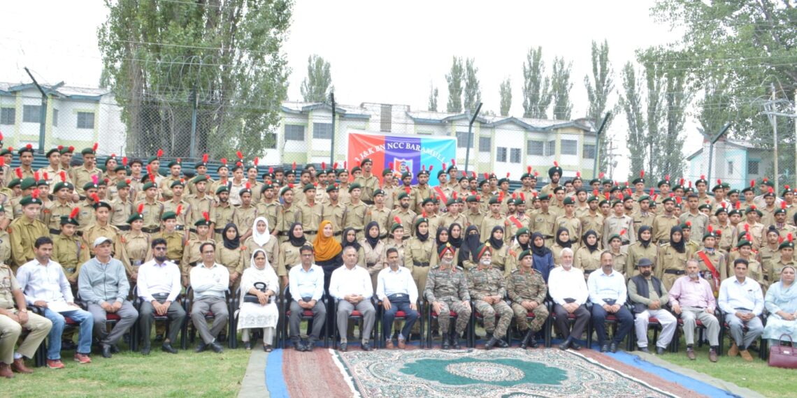 DG NCC Lt Gen Gurbirpal Singh Visits Baramulla, Pays Homage to Martyrs