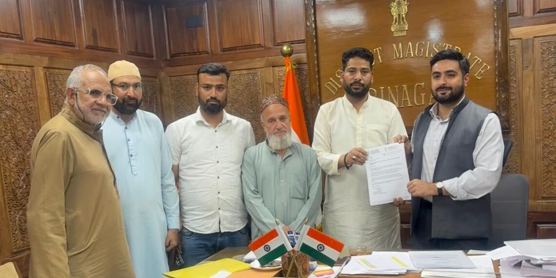 Er. Aijaz Hussain Flags Public Grievances in Meeting with DC Srinagar