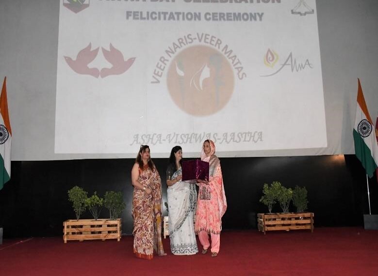 HEARTS OF GRATITUDE: JAK LI REGIMENT CENTRE CHAMPIONS WELFARE OF VEER NARIS AND VEER MATAS