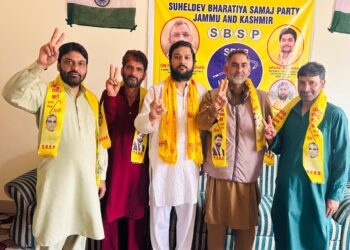Senior CPIM Workers from Hadigam Kulgam Join SBSP at Head Office