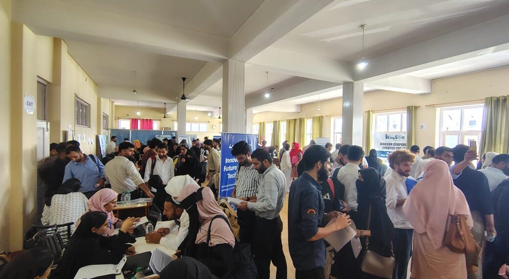 AMP Srinagar Job Fair Shortlists 404 Candidates, Over 2,700 Register