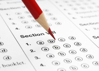 JE Aspirants Appeal to CM Over Exam Clash With UPSC Mains
