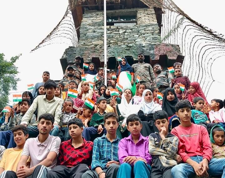 Army Celebrates 79th Independence Day with Border Villagers at LOC Sawajian