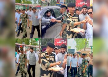 Maroof Khan, R.S. Chib Join Jawans for Independence Day Celebrations at R.S. Pura Border