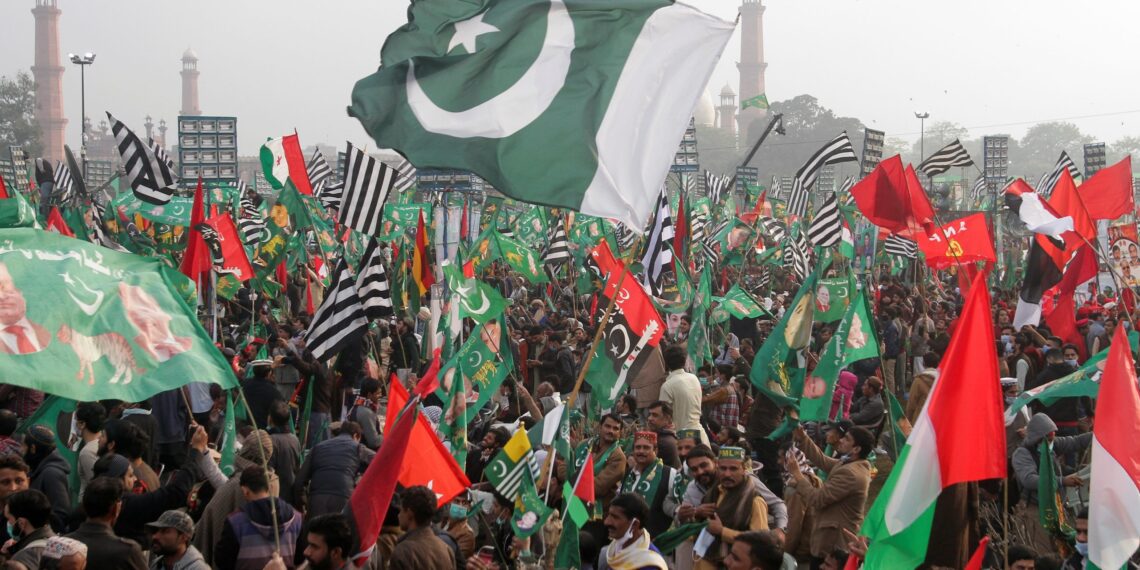 SMOKE, SCREEN AND SARCASM – THE ILLUSION OF POWER IN PAKISTAN