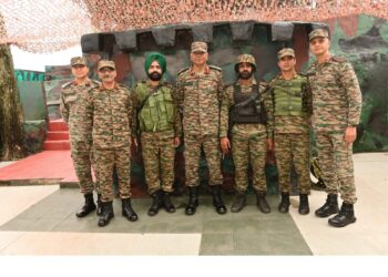 Lt Gen P K Mishra Reviews Security in Poonch, Lauds Troops’ Vigilance