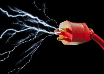 Housewife Electrocuted at Home in Gadiseer, Bijbehara