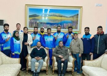 J&K Water Sports Associations extend Helping Hand to UT Administration Amid Flood Threats