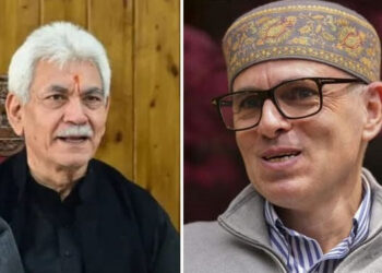 LG, CM thank Rlys for launching apple parcel train from Kashmir to Delhi