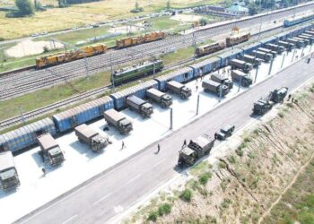 Indian Army Launches First Freight Train on USBRL, Boosts Winter Stocking and Apple Transport