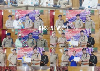 Sopore Police Holds Seminar on Youth Responsibility, Pledges Fight Against Drug Menace