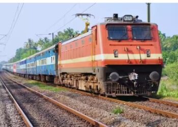 Railways to Run Special Van Coaches for Apple Consignments, Amid NHW Closure