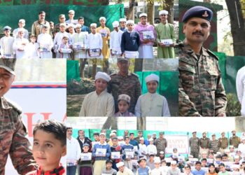 Indian Army Celebrates Diwali with Locals in Tangdhar, Spreading Message of Peace Along LoC