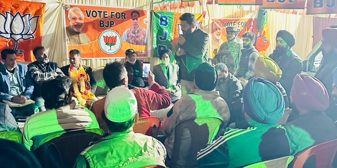 Er Aijaz Hussain Holds Meetings in Bemina, Seeks Support for BJP Candidate Aga Mohsin